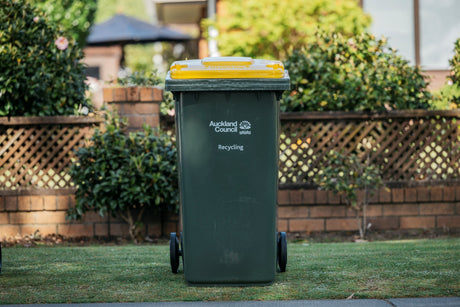 One wrong thing can mess it all up: Aucklanders urged to keep contaminants out of recycling