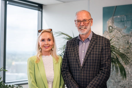 Deputy Mayor: Desley Simpson