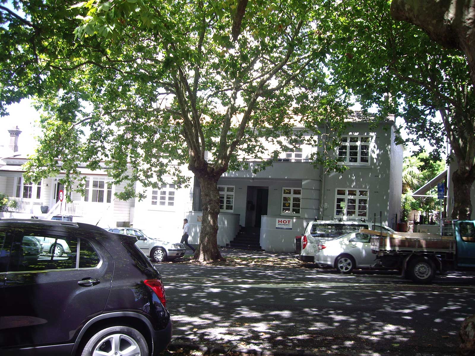 P20 Gloucester Court