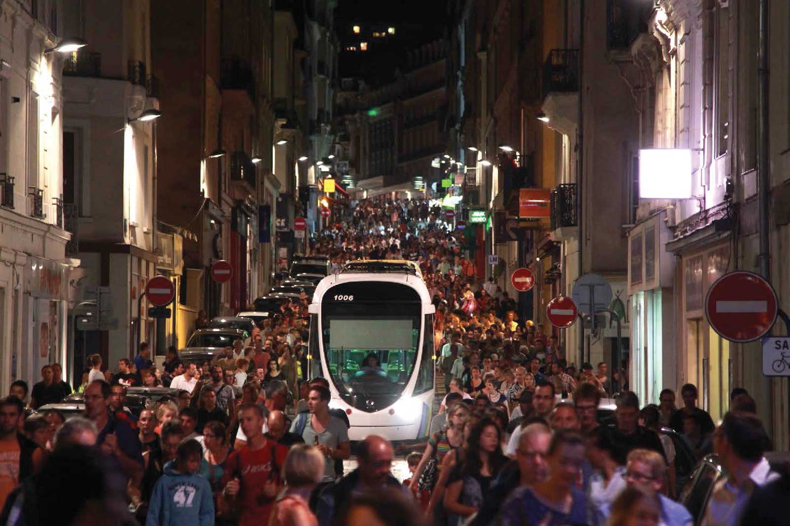 P24 Tram Angers France
