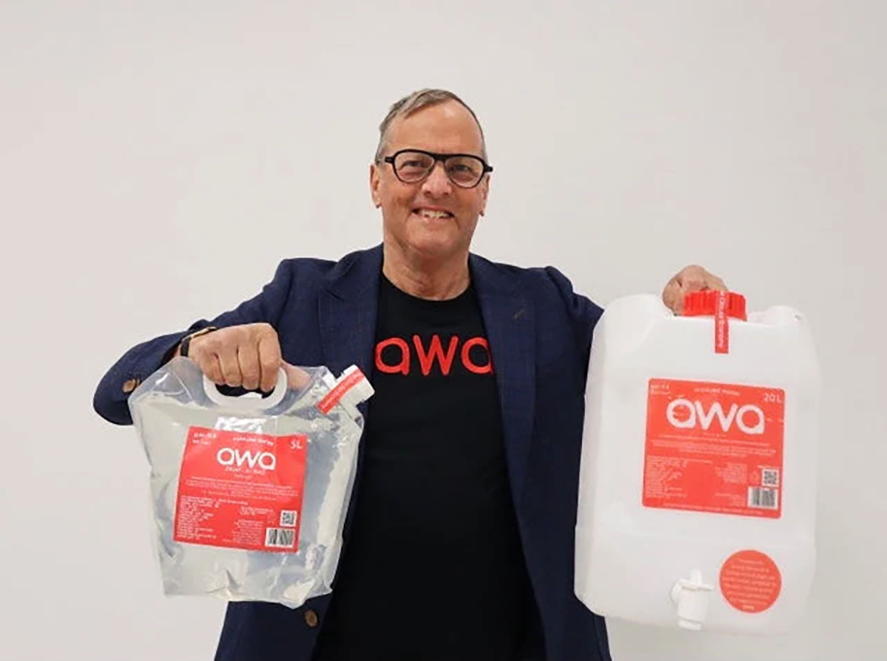 DAVID HARTNELL: ONE MINUTE INTERVIEW WITH RICHARD MACDONALD