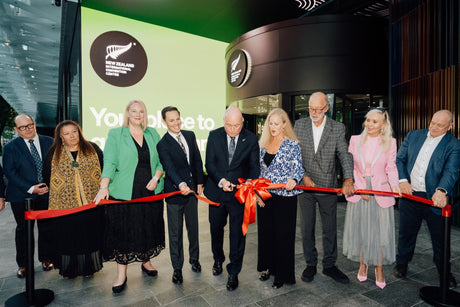 DESLEY SIMPSON: DEPUTY MAYOR OF AUCKLAND