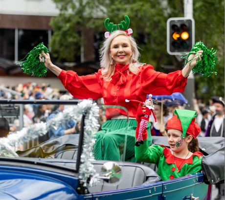 Deputy Mayor: Desley Simpson