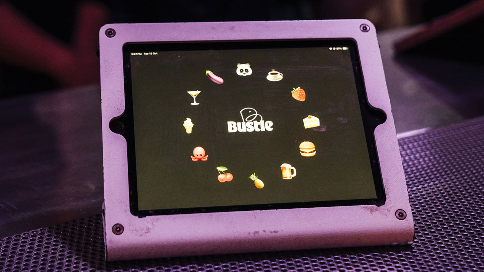 Bustle – the pos that helps you deliver great hospitality