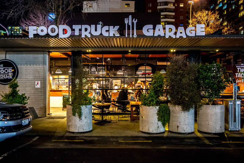 FOOD TRUCK GARAGE