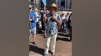 Leys Institute Library closure demo in Ponsonby